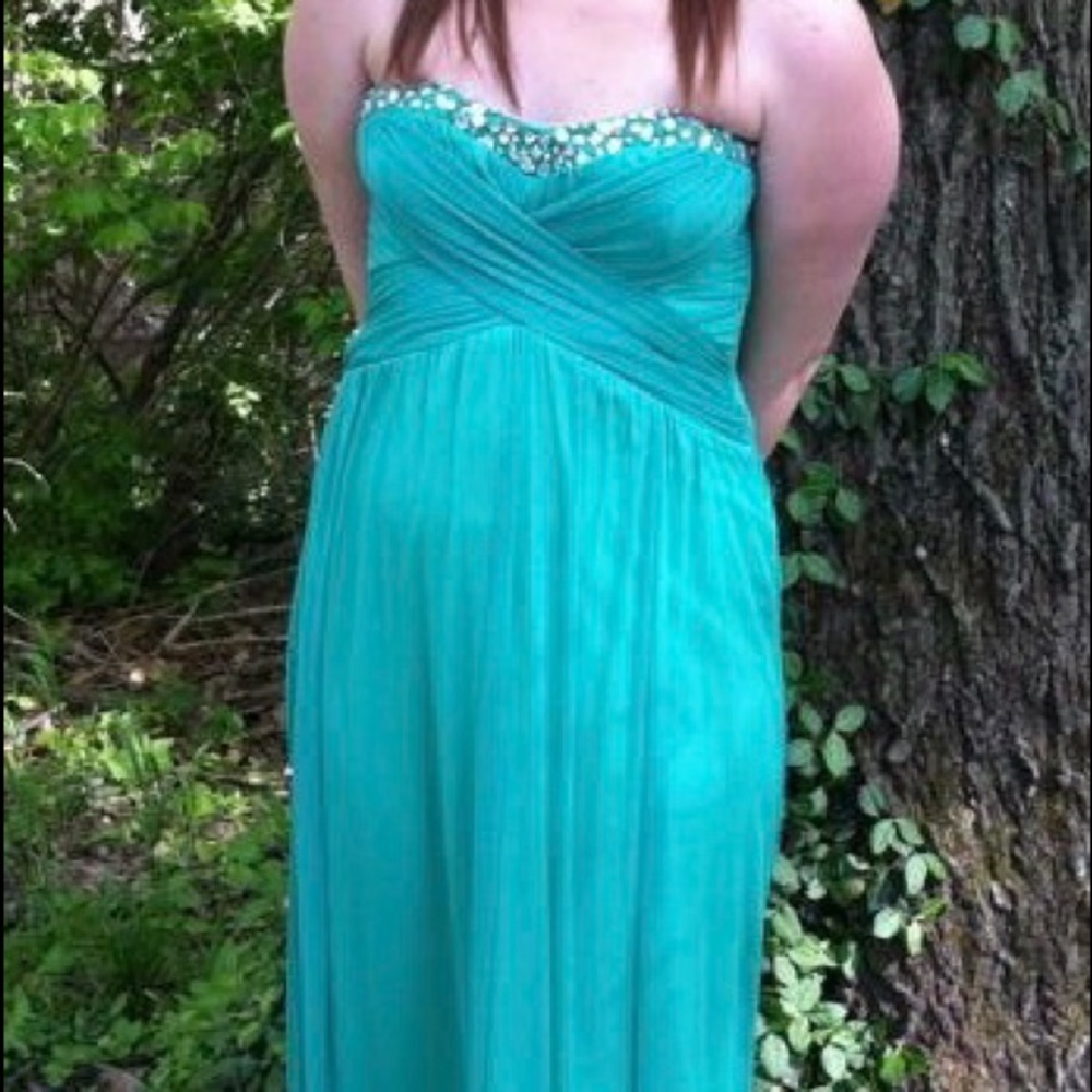 Beautiful green dress